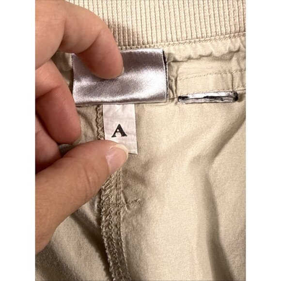 Chicos Pants Womens‎ Size 34x28 Light Beige Cargo Double Button Comfort - Picture 12 of 14